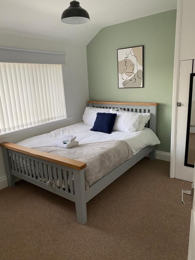 Вилла Springfield Retreat Risca Экстерьер фото